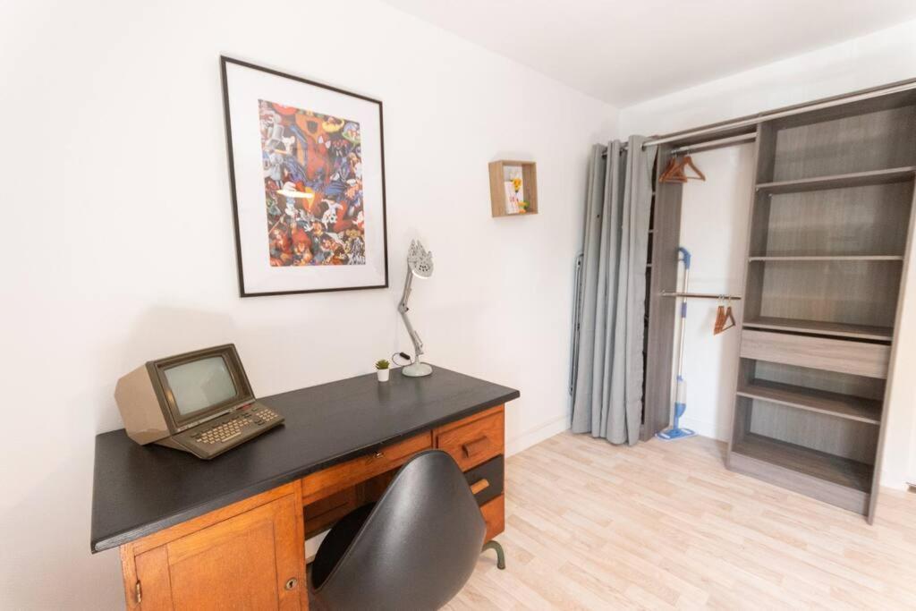 Souvenirs D'Enfance-La Bonne Marienne-La Madeleine Apartment Angers Bagian luar foto